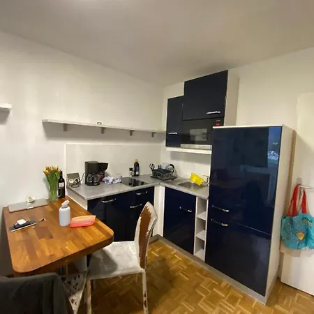 Appartamento In Bahnhofsnaehe Mit Balkon - 35 M2 *