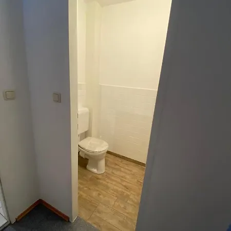 In Bahnhofsnaehe Mit Balkon - 35 M2
